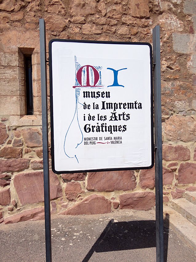 Cartel del Museu de la Impremta i de les Arts Gràfiques en el Monestir de Santa Maria del Puig, Valencia